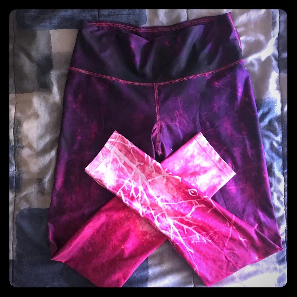 My Inner Fire size 8 yoga leggings